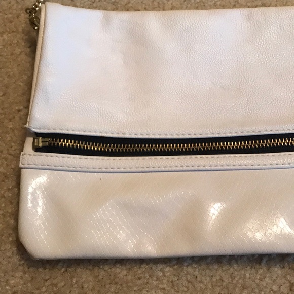 White purse/clutch - Picture 3 of 7